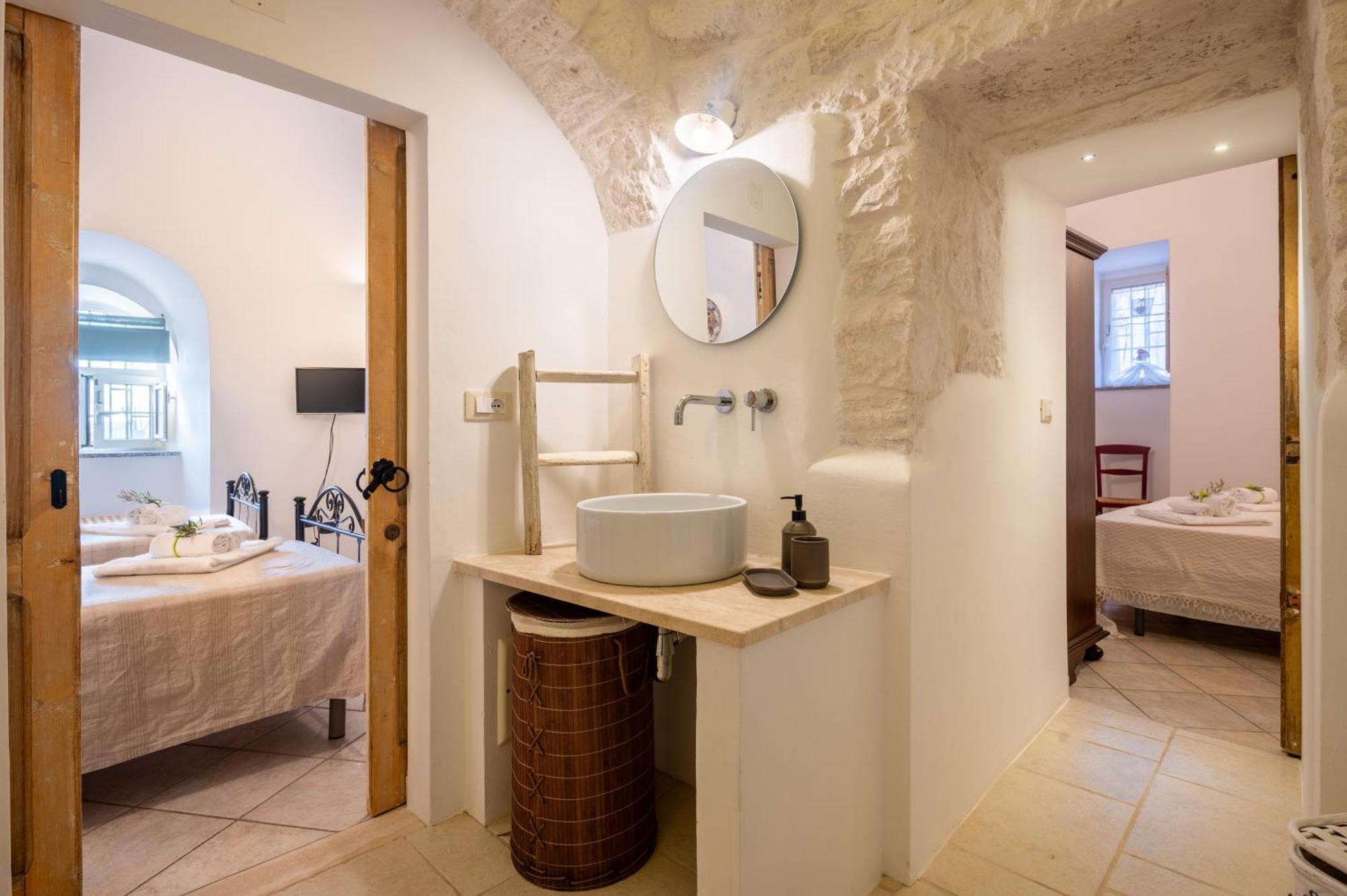 Il Vigneto Sole&Luna Con Piscina Privata มาร์ตินาฟรังกา ภายนอก รูปภาพ