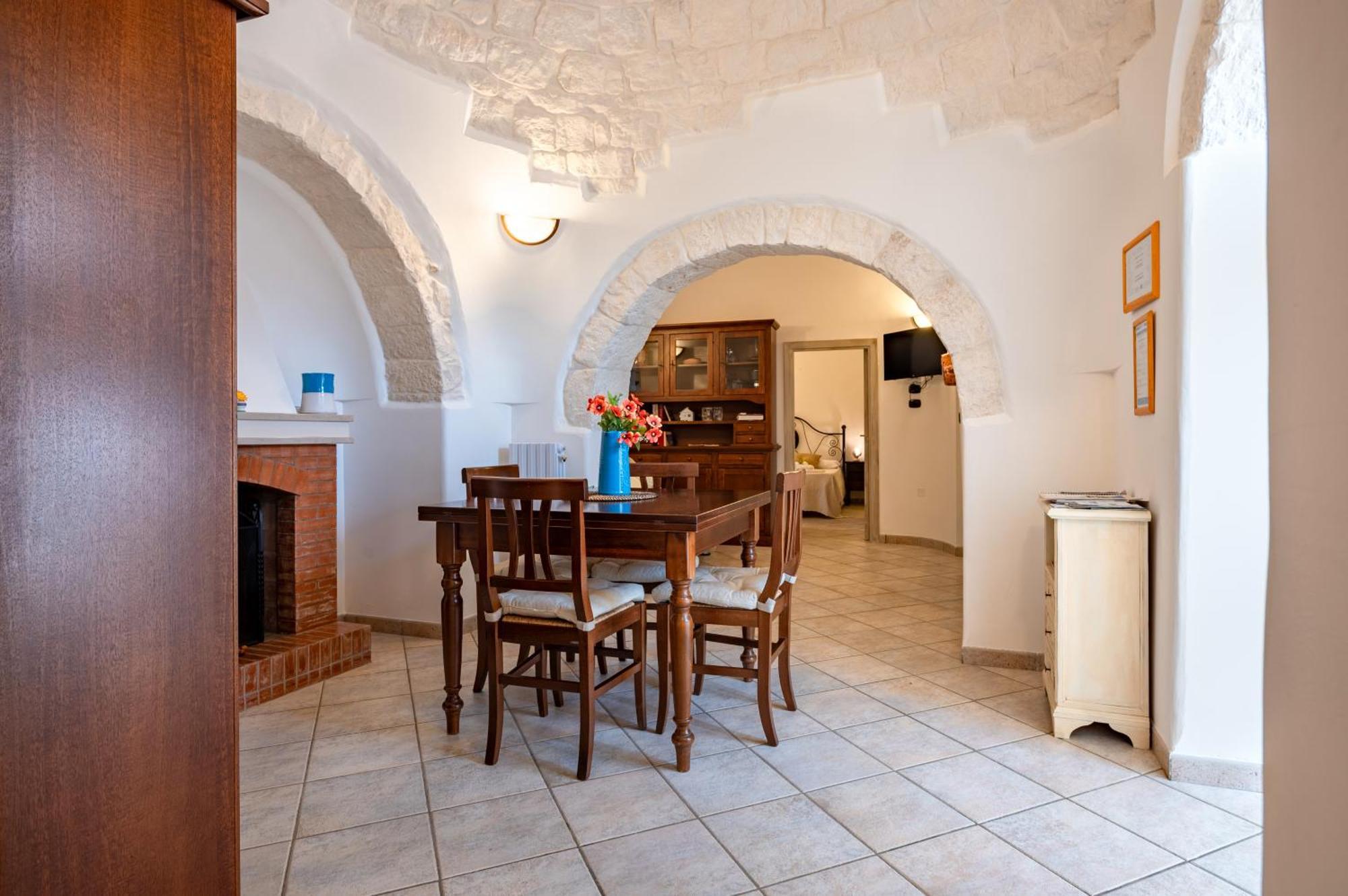 Il Vigneto Sole&Luna Con Piscina Privata มาร์ตินาฟรังกา ภายนอก รูปภาพ